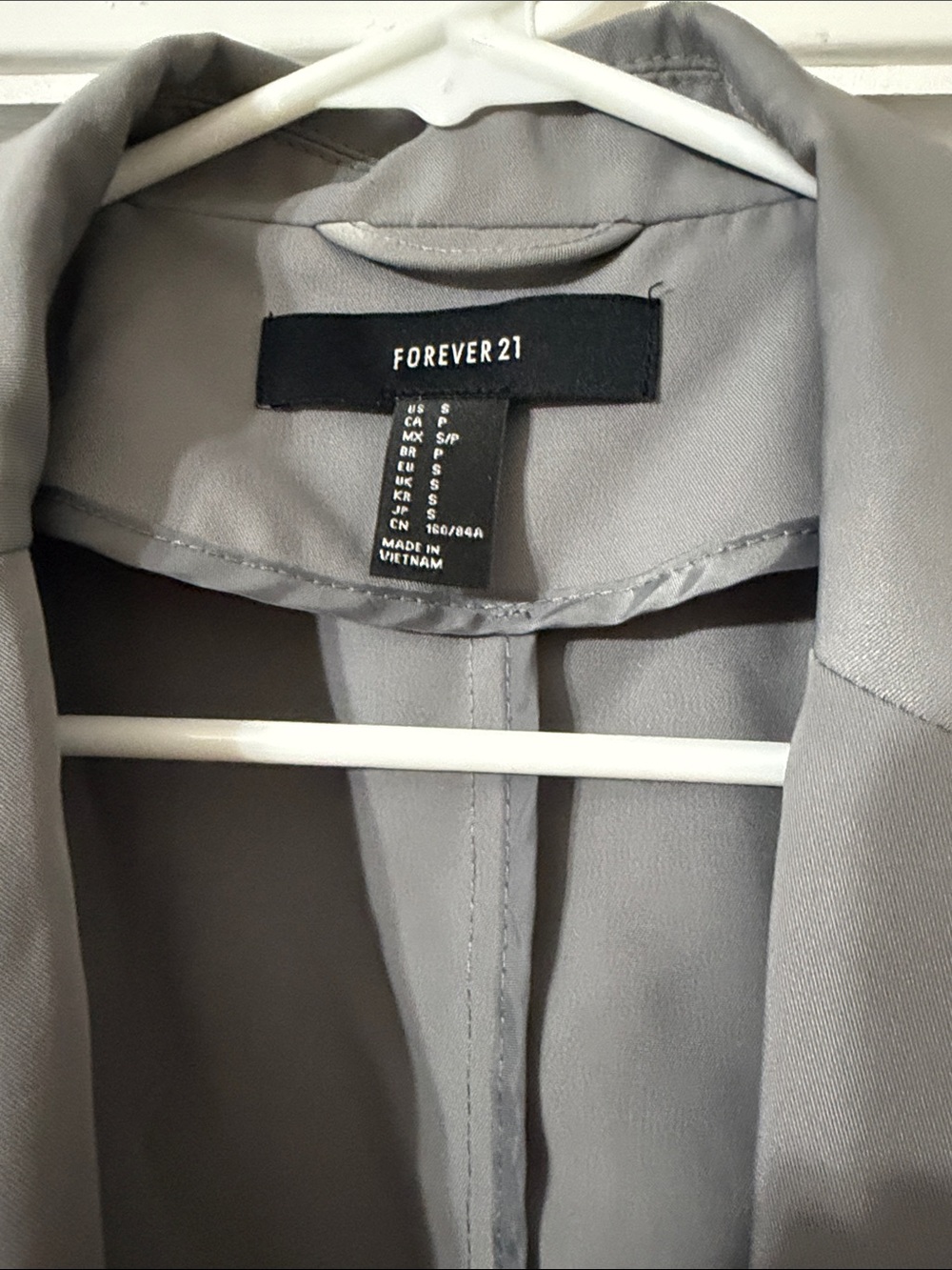 Forever 21 Light Gray Women's Open-Front Blazer - Picture 2 of 3
